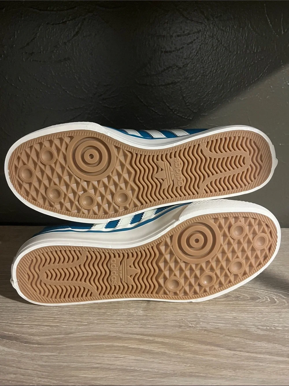 Men’s Size 8.5 Adidas Originals Nizza RF 74 - Active Teal/Off White/Victory Blue